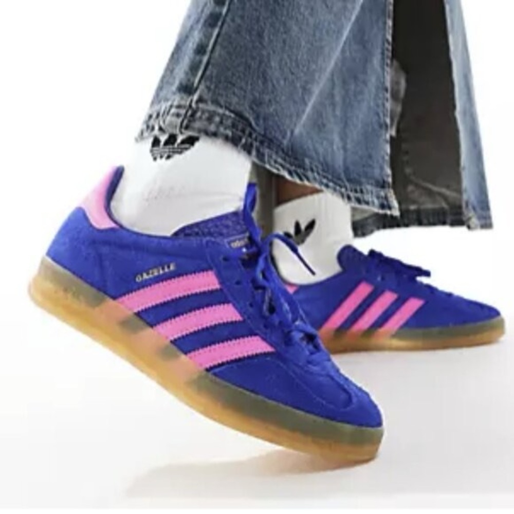 adidas indoor gazelle lucid blue/pink womens 6.5 7
